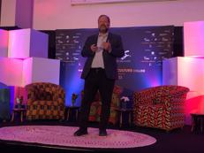 Sviluppo tecnologico, quale trasformazione stiamo vivendo oggi? Cosa c'entra la Singularity University? Risponde David Orban