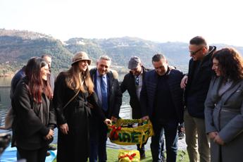 Dal Lago di Nemi riemergono i vini custoditi sott'acqua: il 19 giugno il test della Cantina Subacquea Sperimentale