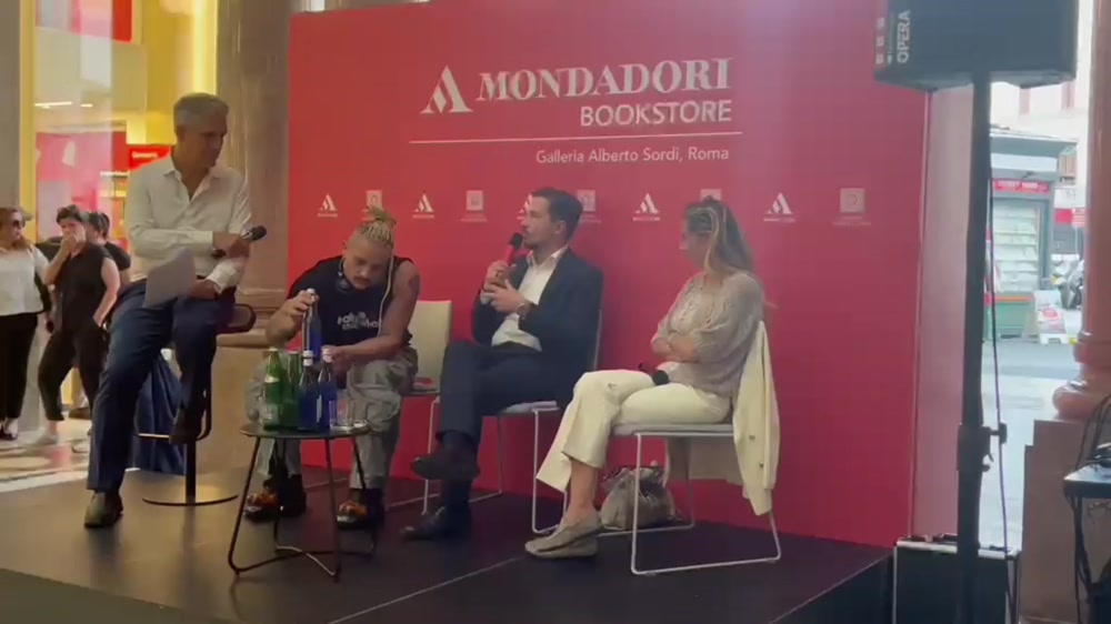 “Senza Maschera. Giorgia Meloni'nin toplumsal yükselişi”, Tommaso Longobardi'nin kitabının sunumu
