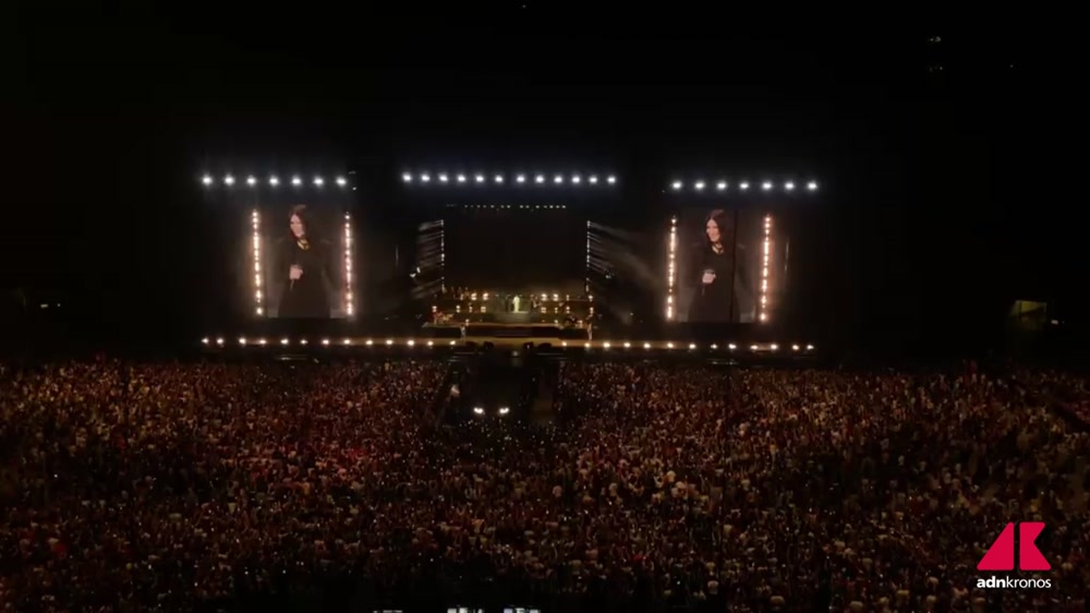 Achille Lauro a San Siro, a sorpresa arriva... Laura Pausini - Il video