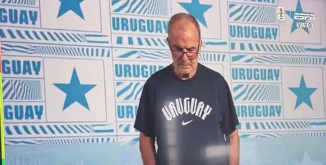 Uruguay, Bielsa protesta contro i 'nuovi' Mondiali