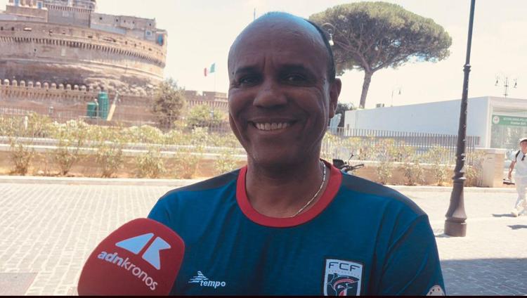 Manuel, tifoso a Roma della nazionale di Capo Verde  