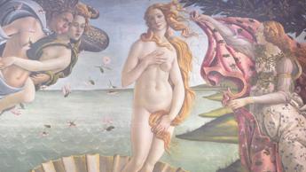 Venere vs Primavera, ora le due icone di Botticelli si guardano negli occhi - Video