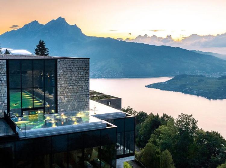 Burgenstock resort - (Foto Facebook ufficiale)