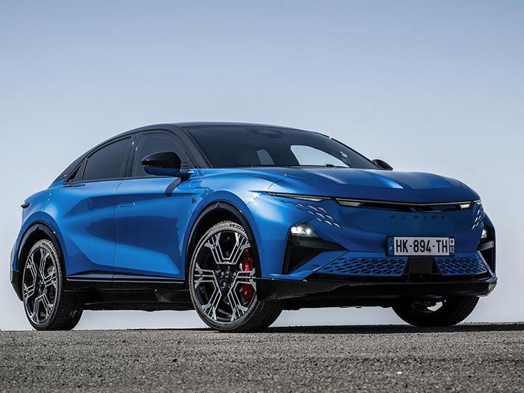 Alpine A390 GTS, la sport fastback elettrica sale di livello