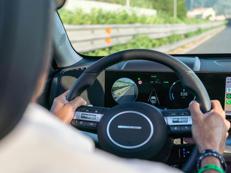 Hyundai SmartSense, la sicurezza intelligente che assiste il conducente