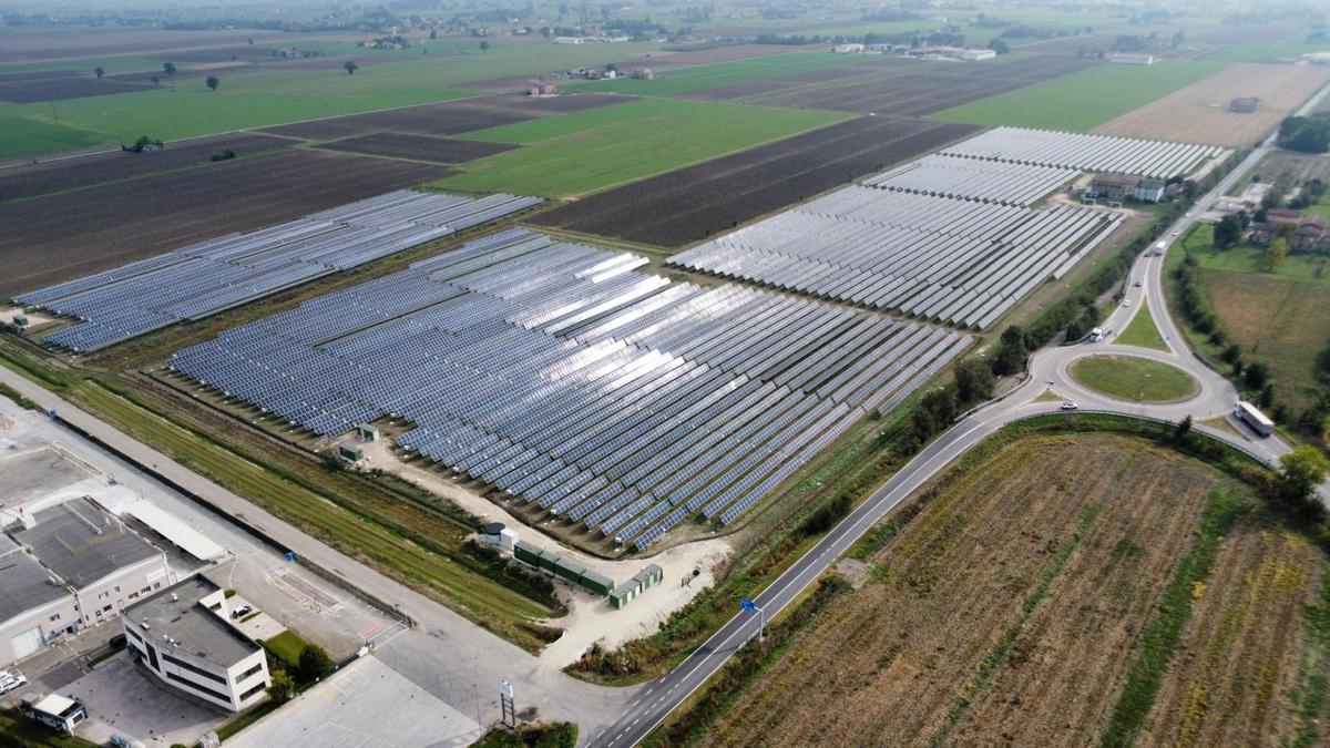 Viridis Energia Spa inaugura l'impianto solare di Poviglio