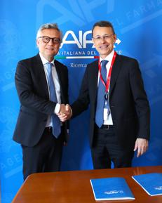 A sinistra il presidente Aifa, Robert Nisticò. Accanto il presidente Fofi, Andrea Mandelli
