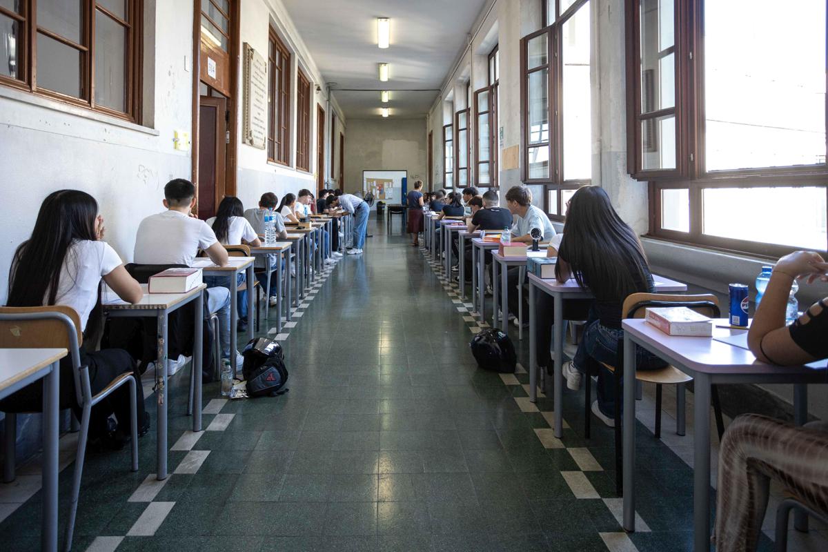 https://www.adnkronos.com/resources/02a6-20e56704374f-fc8820c8f499-1000/format/huge/maturita_ok_ipa.jpeg