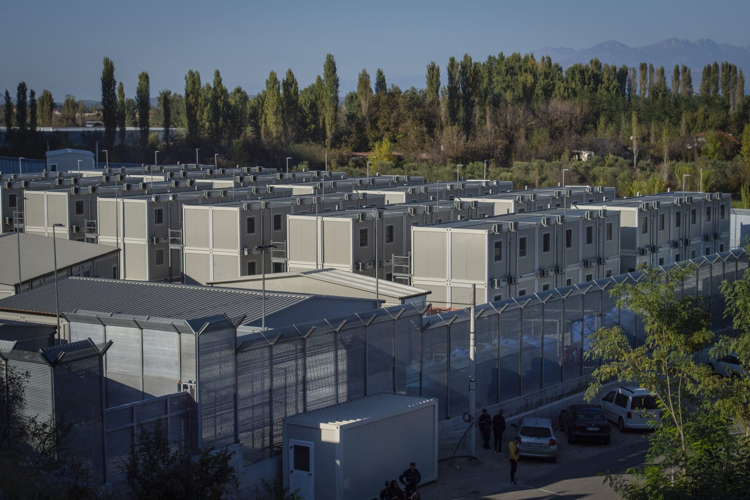 Albania, centro migranti di Gjader  - (Ipa/Fotogramma)