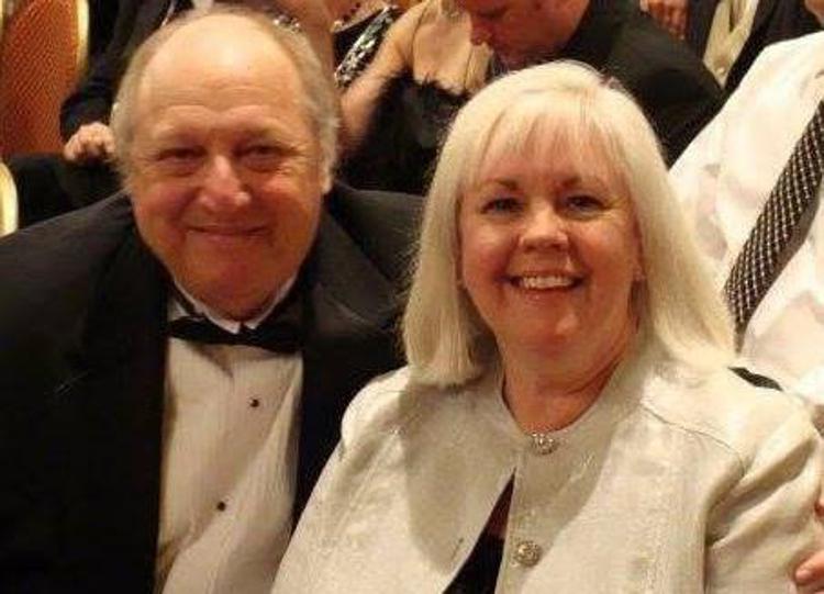 Paul e Sheila Garry Avery - (Facebook Kyle Avery)