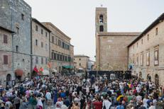 (Il borgo di Colle Val d'Elsa durante la scorsa edizione del Festival - Ufficio stampa)
