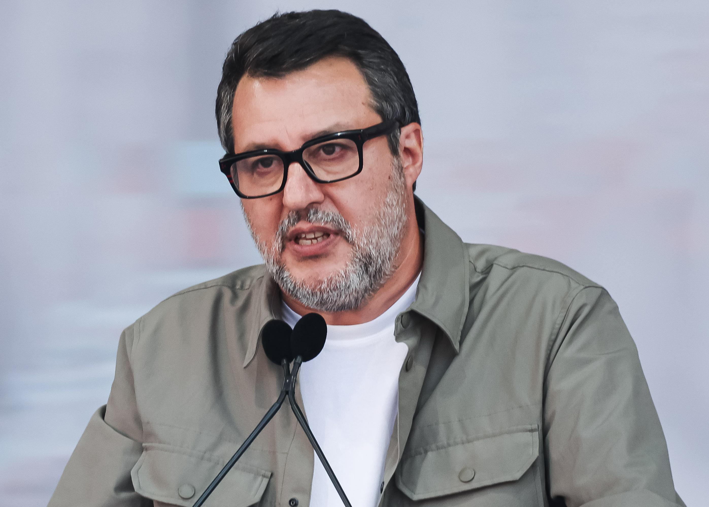 Scontro Meloni-Trump, Salvini: "Chi attacca la premier colpisce l'Italia"