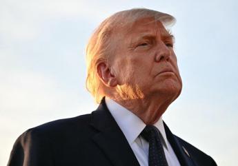 Donaldtrump Serio Afp Immagine in aggiornamento