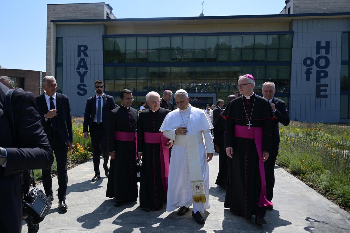 https://www.adnkronos.com/resources/02a6-20ea1a68c282-015bdba38764-1000/format/huge/papa_cnao_us.jpeg