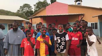 Un'immagine dell'orfanotrofio dei frati francescani dell'Immacolata in Benin