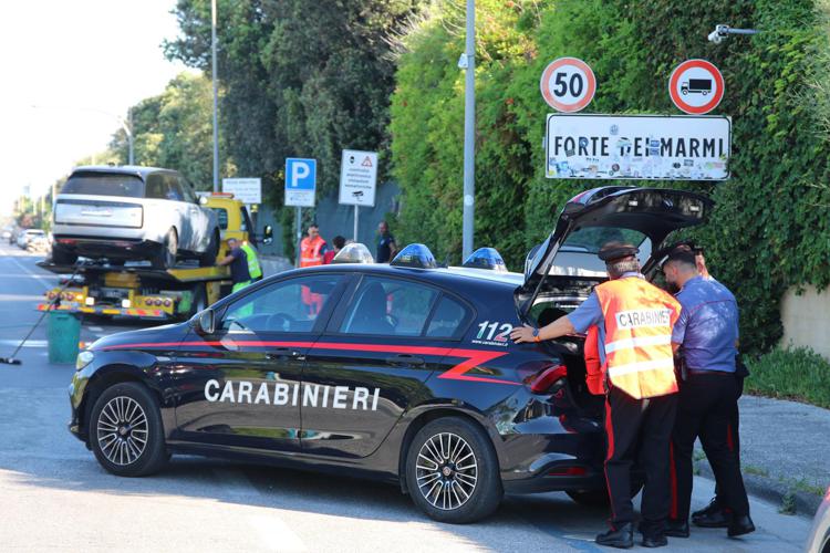 Carabinieri dopo l'incidente mortale a Forte dei Marmi - Fotogramma /Ipa