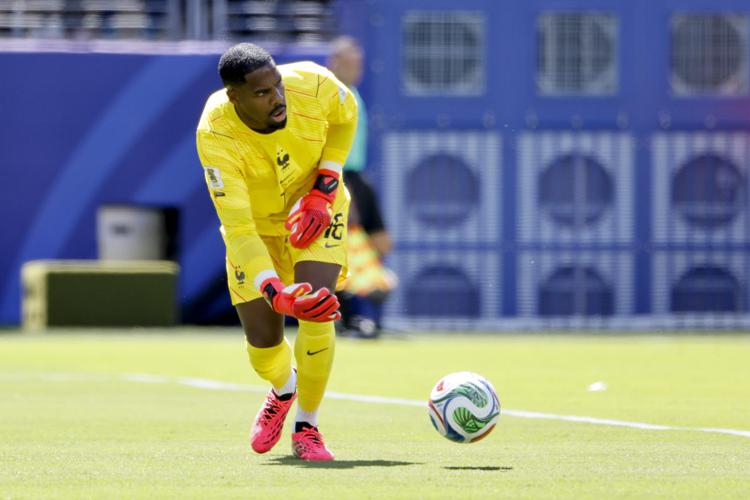 Il portiere della Francia Maignan, durante la prima partita al MetLife Stadium - IPA