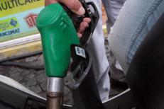 Distributore di benzina  - (Fotogramma)