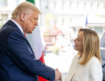 Trump Meloni Ipa Fg Immagine in aggiornamento