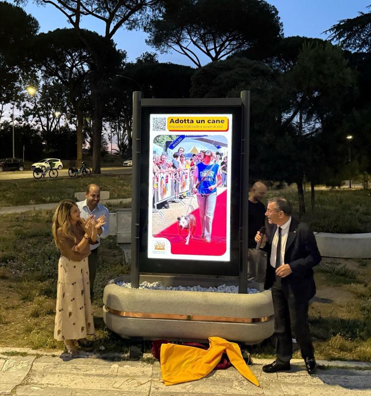 Ambiente, presentati i totem digitali Ama-Roma Capitale su buone pratiche e benessere animale