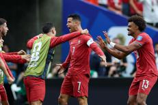 Cristiano Ronaldo esulta dopo il primo gol - IPA