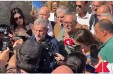 Gianni Alemanno all'uscita dal carcere - (Fermo immagine)