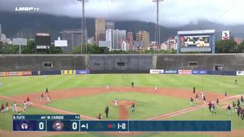 Terremoto in Venezuela, panico allo stadio: giocatori in fuga - Video