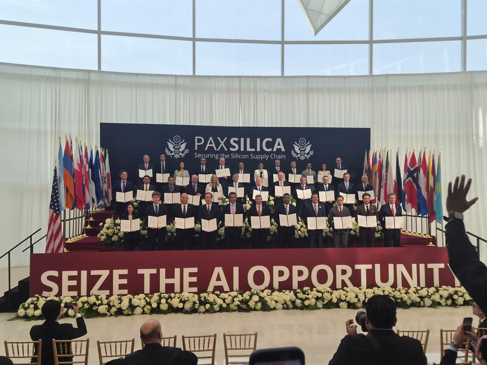 Pax Silica riavvicina Italia a Casa Bianca, verso firma intesa su Ia e semiconduttori nelle prossime settimane