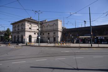 Si blocca treno a Milano sotto il sole, 300 passeggeri senza aria condizionata