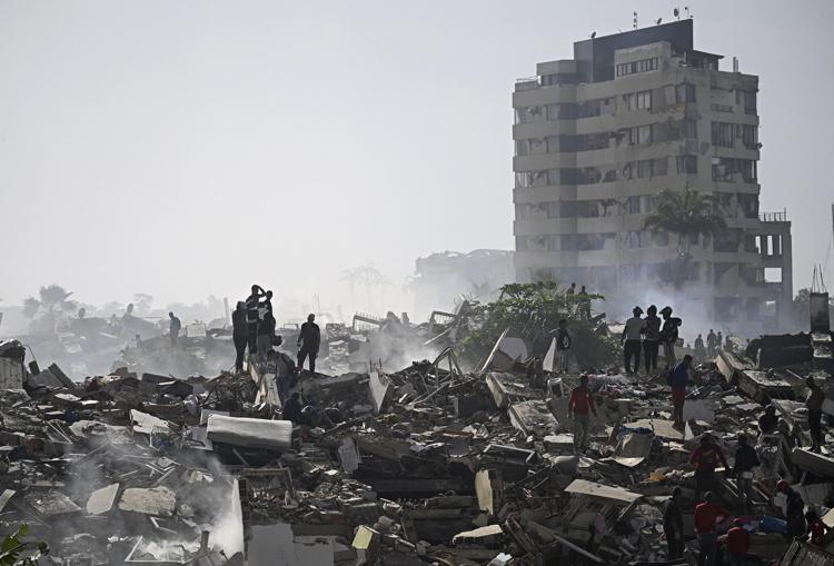 Macerie dopo il terremoto in Venezuela - Afp