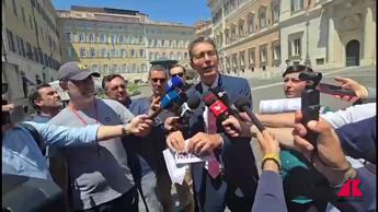 Magi strappa la scheda elettorale: 