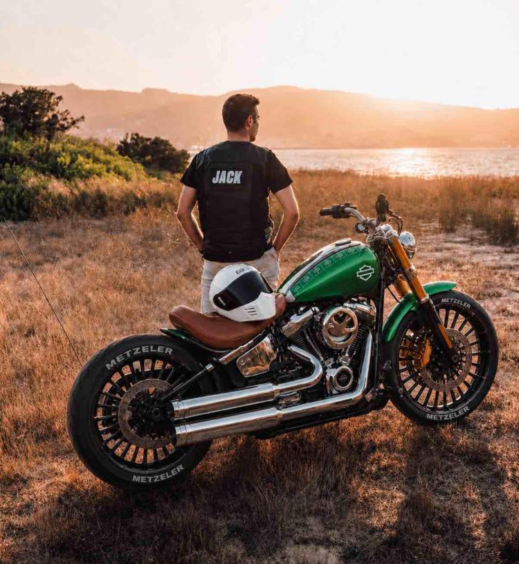 Harley-Davidson presenta le moto del Creators Custom Clash