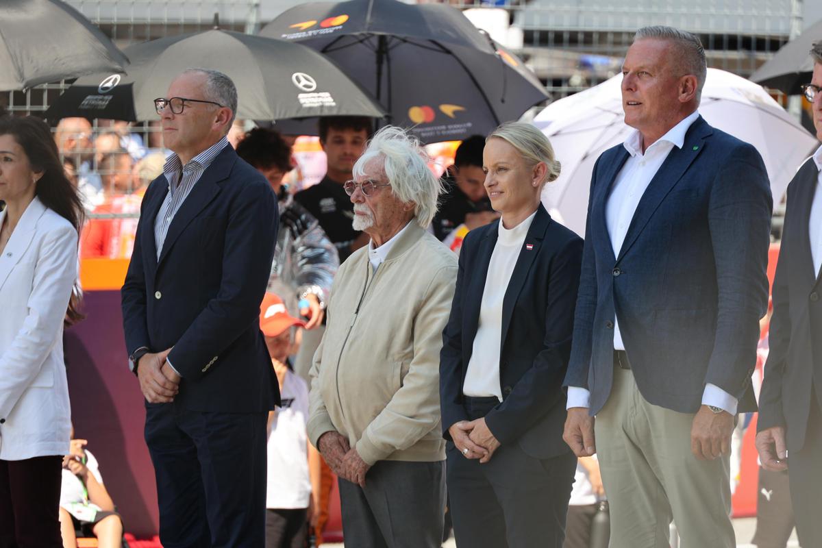 https://www.adnkronos.com/resources/02a6-20fa3559b059-8cb4840a0ede-1000/format/huge/ecclestone_ipa.jpeg