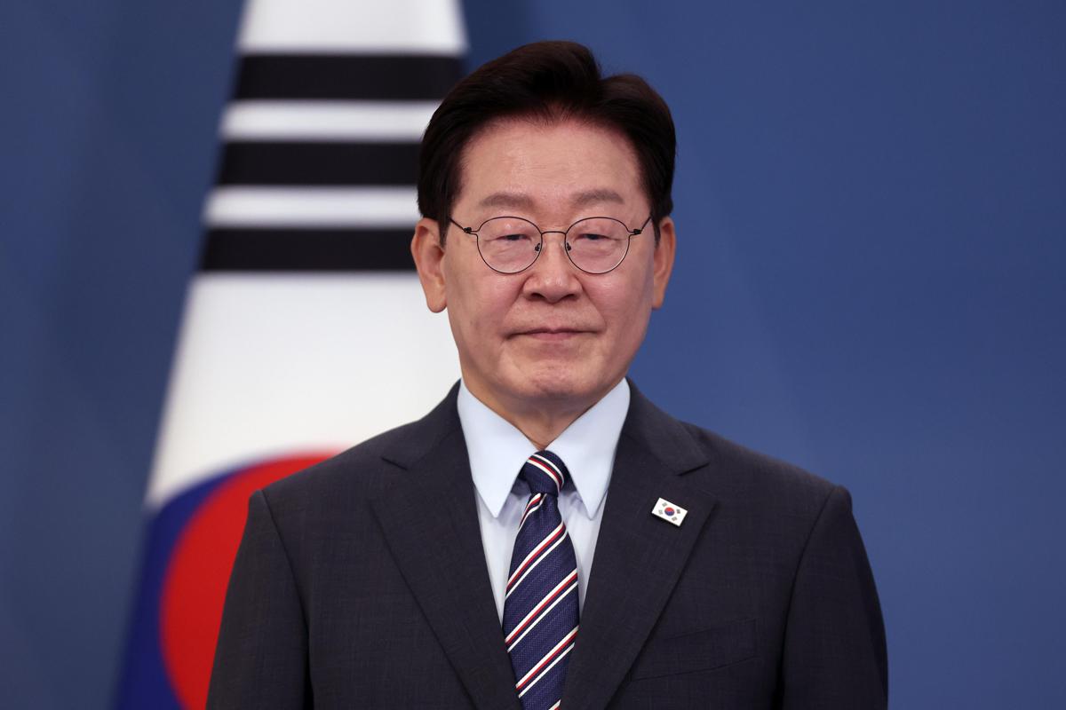 https://www.adnkronos.com/resources/02a6-20fa40cb8a37-02d2ea98530b-1000/format/huge/leejaemyung_ipa.jpeg