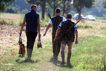 Cacciatori nel Bresciano - Fotogramma/Ipa