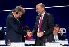Il presidente del Ppe Manfred Weber (a destra)  - Fotogramma/Ipa