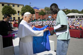 Papa Leone XIV incontra le organizzazioni che lavorano con i migranti a Tenerife 
 - Fotogramma/Ipa