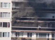 Il palazzo in fiamme
