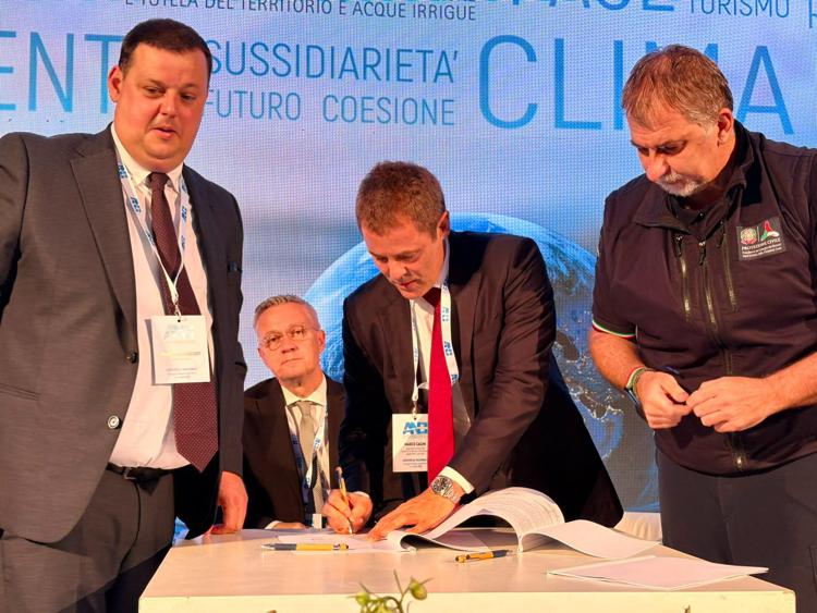 Firma protocollo Aubac - (Ufficio stampa)