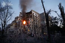 Un edificio di Kiev colpito