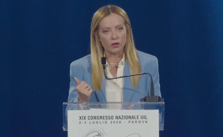 Giorgia Meloni al congresso della Uil