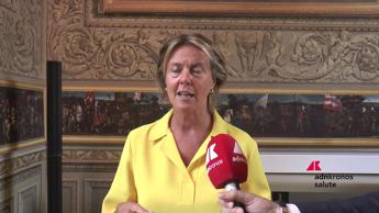 Salute: Lorenzin (Health & Science), 'una legge che protegga i minori da web, ai e social'