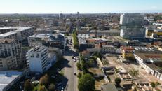 Un quartiere di Milano visto dall'alto, con diversi nuovi edifici residenziali  - Fotogramma/Ipa