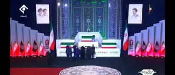 Funerali di Khamenei, le lacrime di Ghalibaf e la reazione di Araghchi - Video
