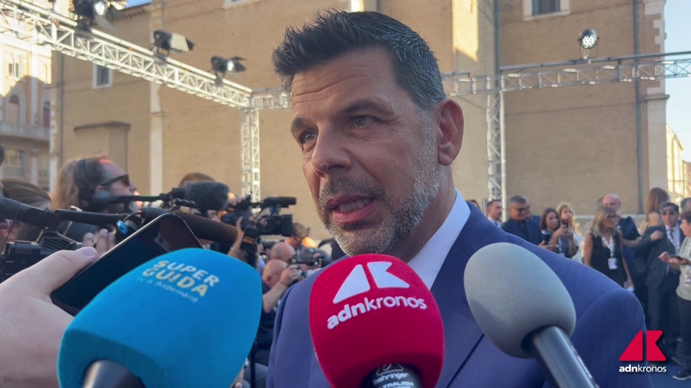 Rai, Salvo Sottile al posto di Milo Infante: "Ci siamo mandati messaggi"