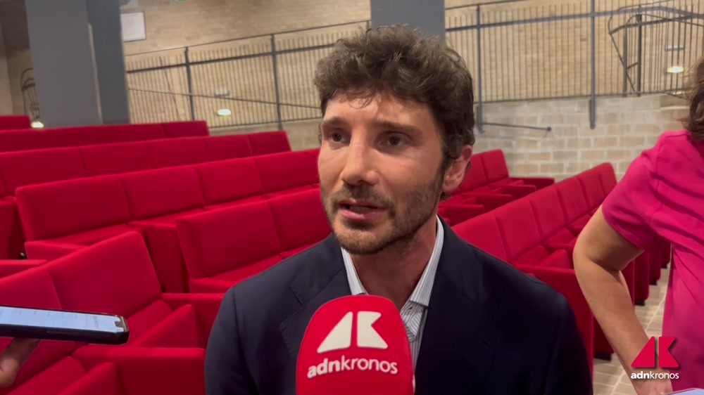 Sanremo, Stefano De Martino: "Al lavoro sul mio festival, ascolto le canzoni in tre modi"