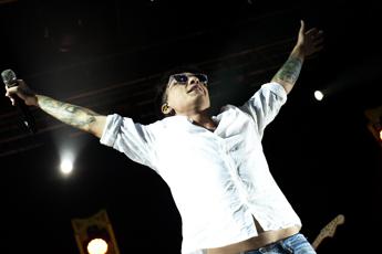 Ultimo, oggi il concerto record a Tor Vergata: dall'arrivo in elicottero ai numeri dello show