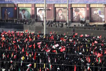 Iran Khamenei Funerali Afp Immagine in aggiornamento