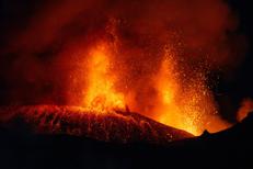 Ultime immagini dell'Etna - (Afp)